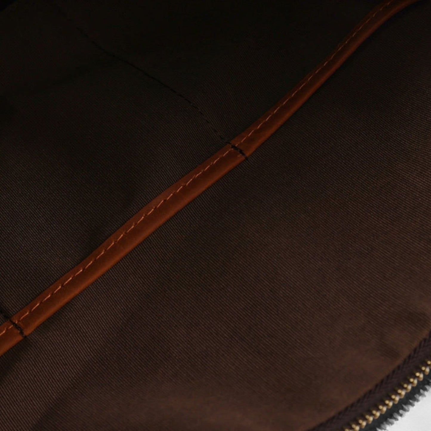 Lavie Moda | Montague Leather Duffle – Artisanat Héritage, Voyage Raffiné