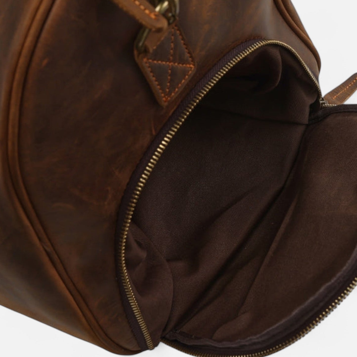Lavie Moda | Montague Leather Duffle – Artisanat Héritage, Voyage Raffiné